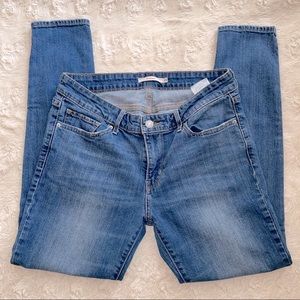 Levi’s 711 Skinny Jeans size 29